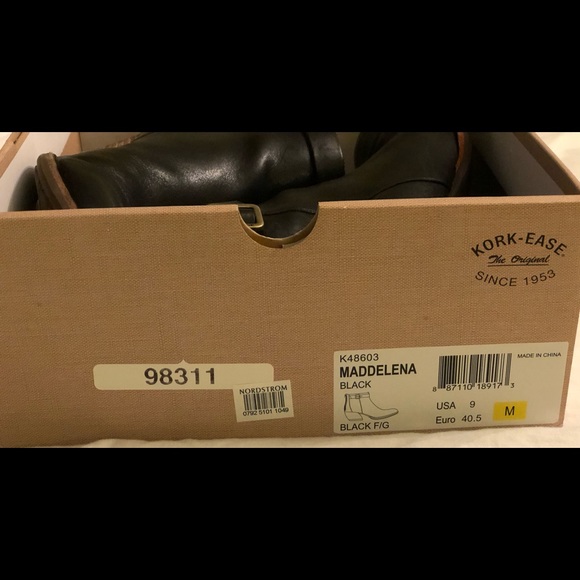 Kork-Ease Maddelena Black Leather Bootie size 9 - Picture 6 of 11